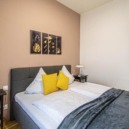 Stylish Apartment In Prague Best Gastronomic Area Buitenkant foto